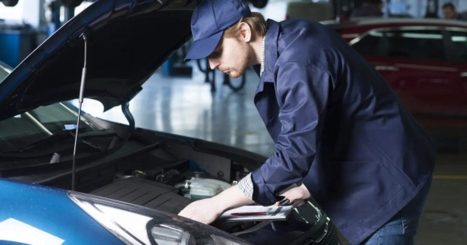 【自動車整備士】輸入車ディーラーでメカニックとして活躍しませんか
