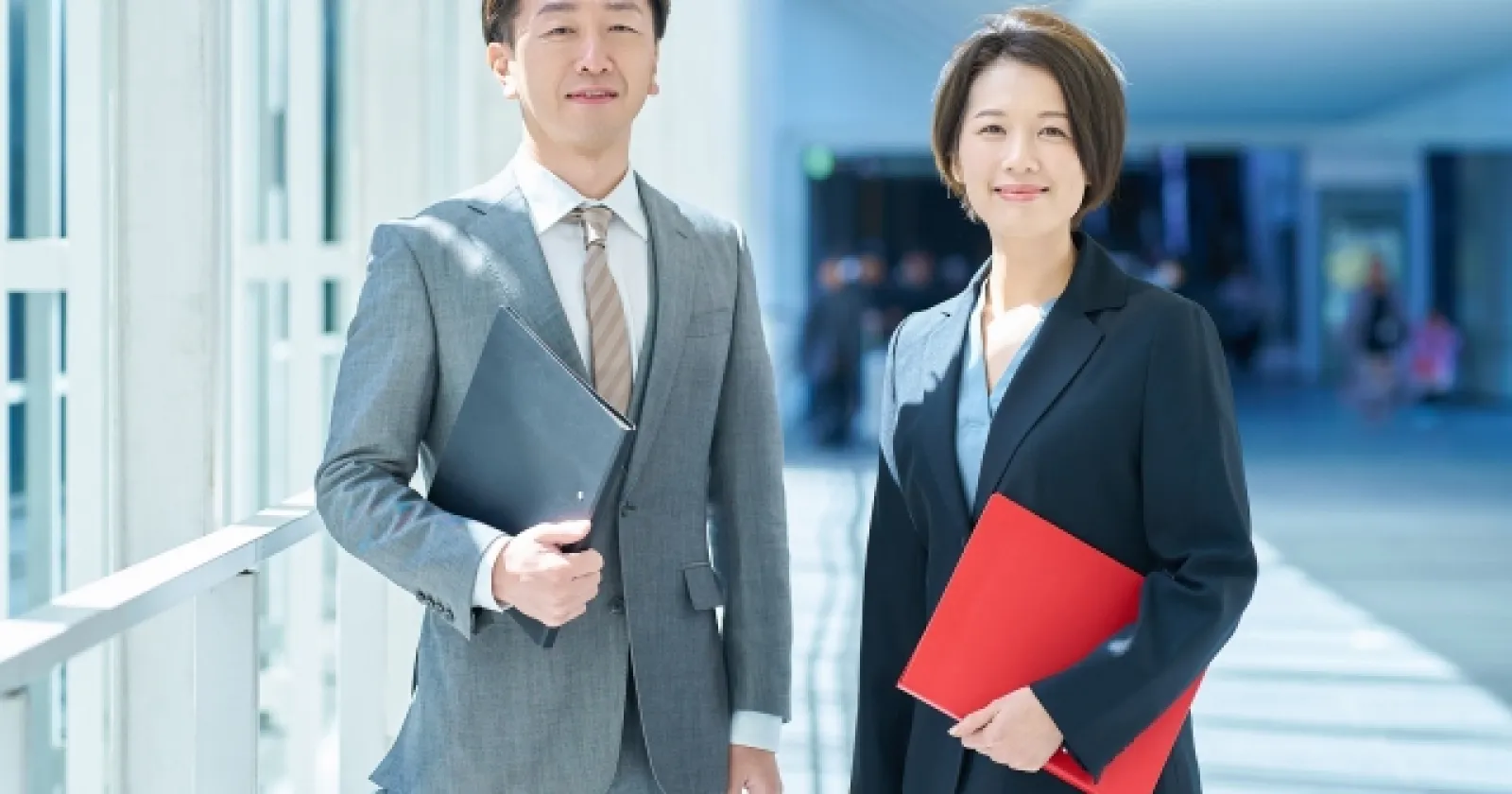 【宅建士資格を活かす】不動産契約管理担当｜六本木勤務