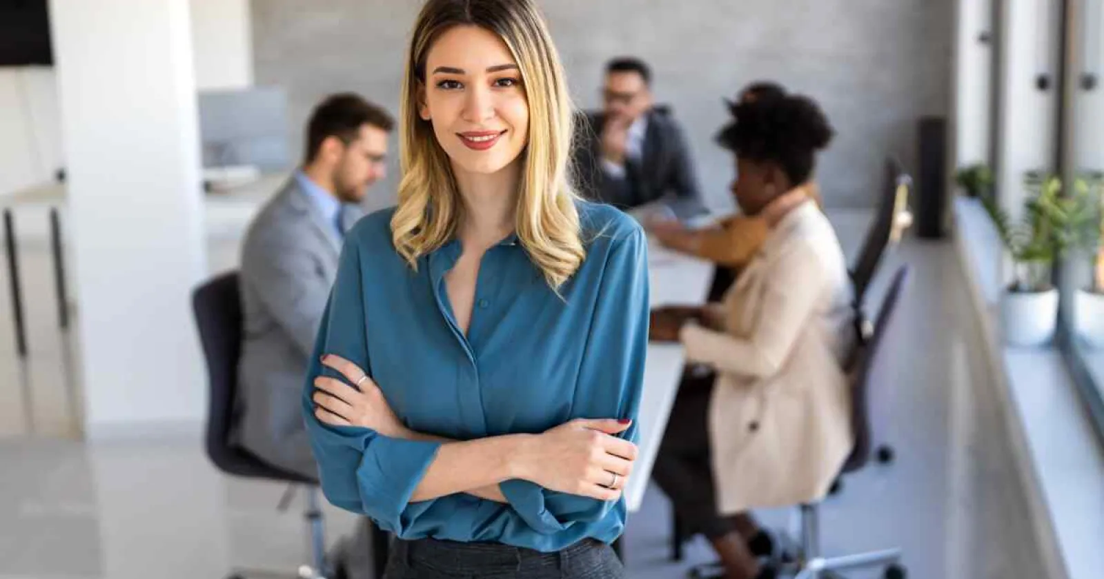 【英語力を活かす】大手企業での審査業務サポート事務