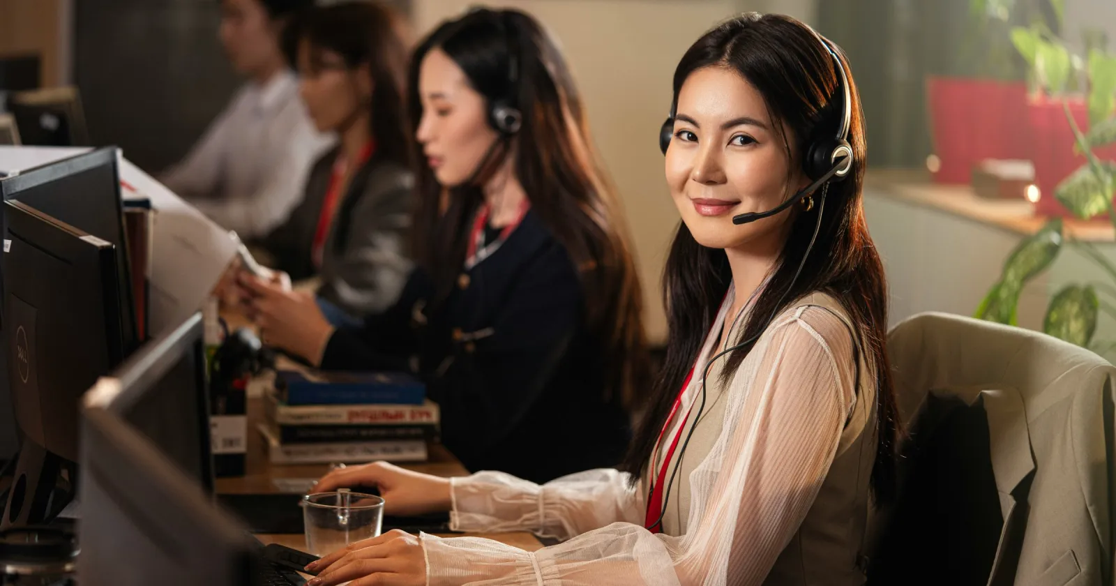 【時給1,500円】ネパール語・英語を活かせる多言語コンタクトセンター業務