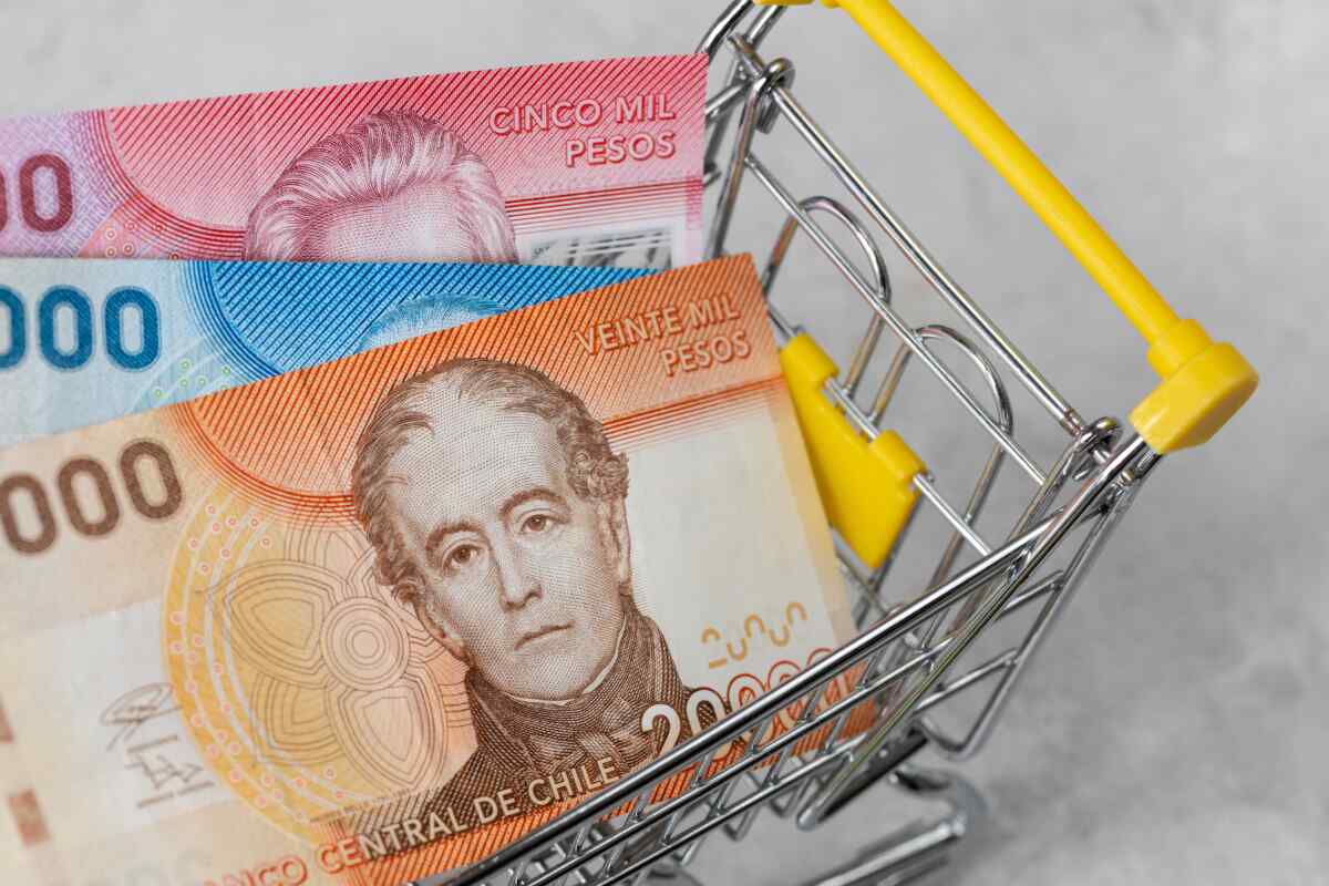 接客／英語を活かす外貨両替窓口業務［英語］※勤務地：関西空港