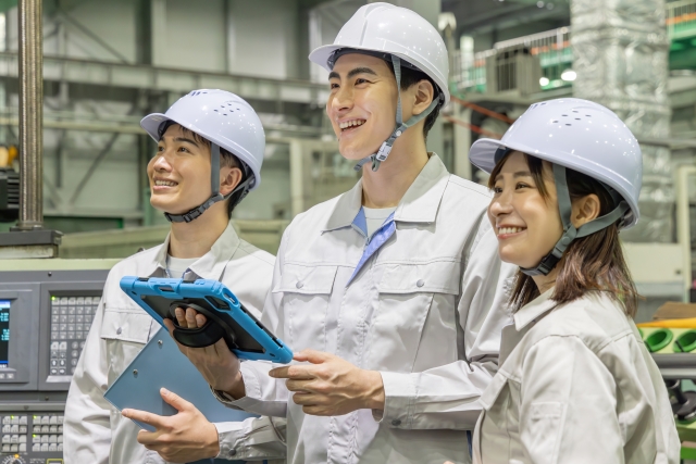 機械の管理/石油化学製品の製造工場にて管理業務［言語不問］